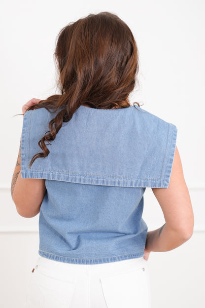 Plus/Reg Sleeveless Button Up Vest with Collar - Freckled Poppy