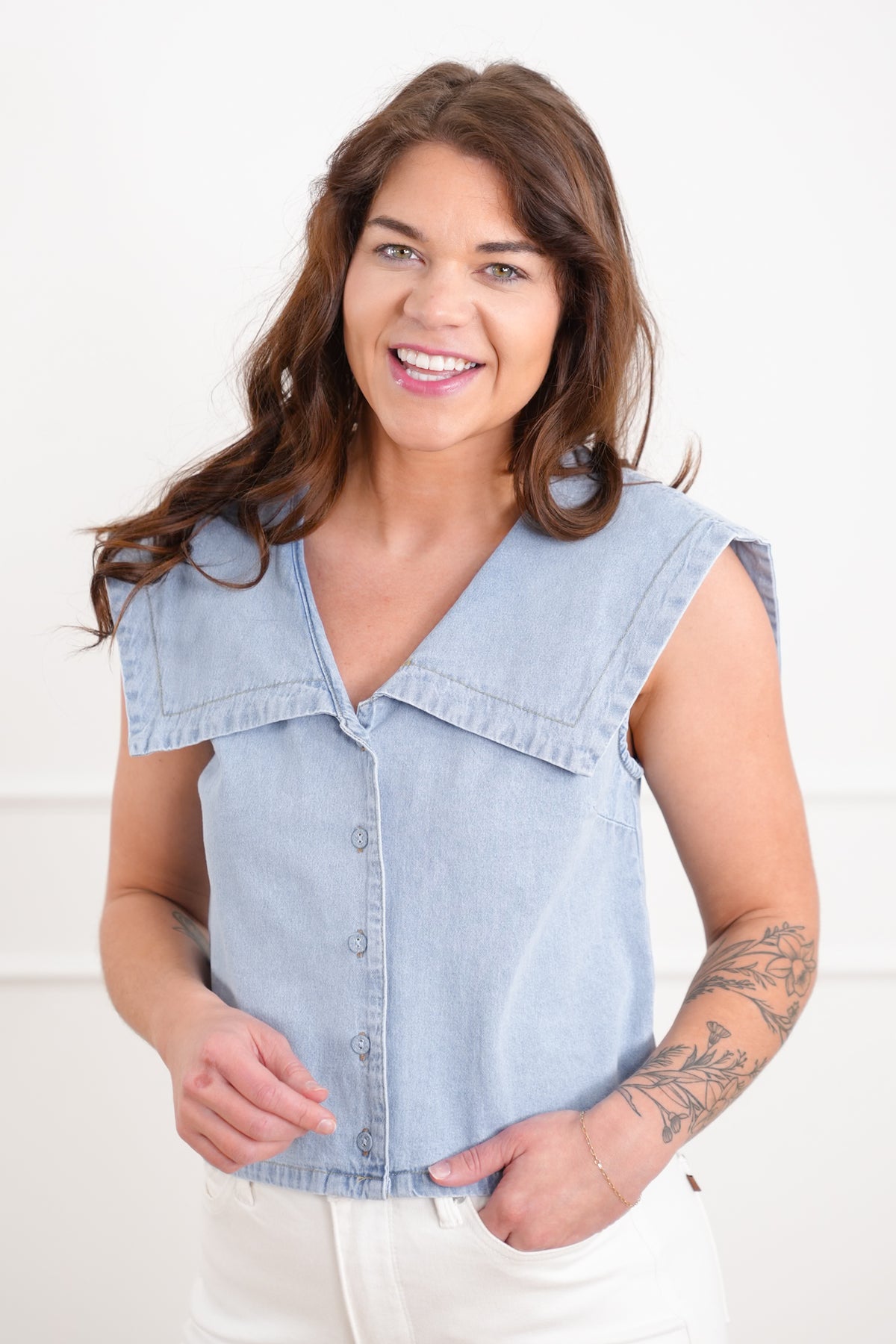 Plus/Reg Sleeveless Button Up Vest with Collar - Freckled Poppy