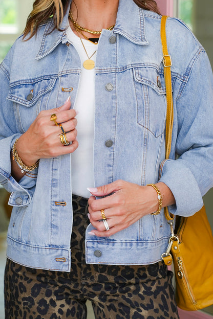 Veveret Light Wash Long Sleeve Truckers Jacket - Freckled Poppy