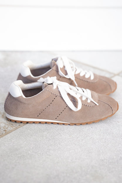 Shu Shop Retro Low-Top Suede Sneakers - Freckled Poppy