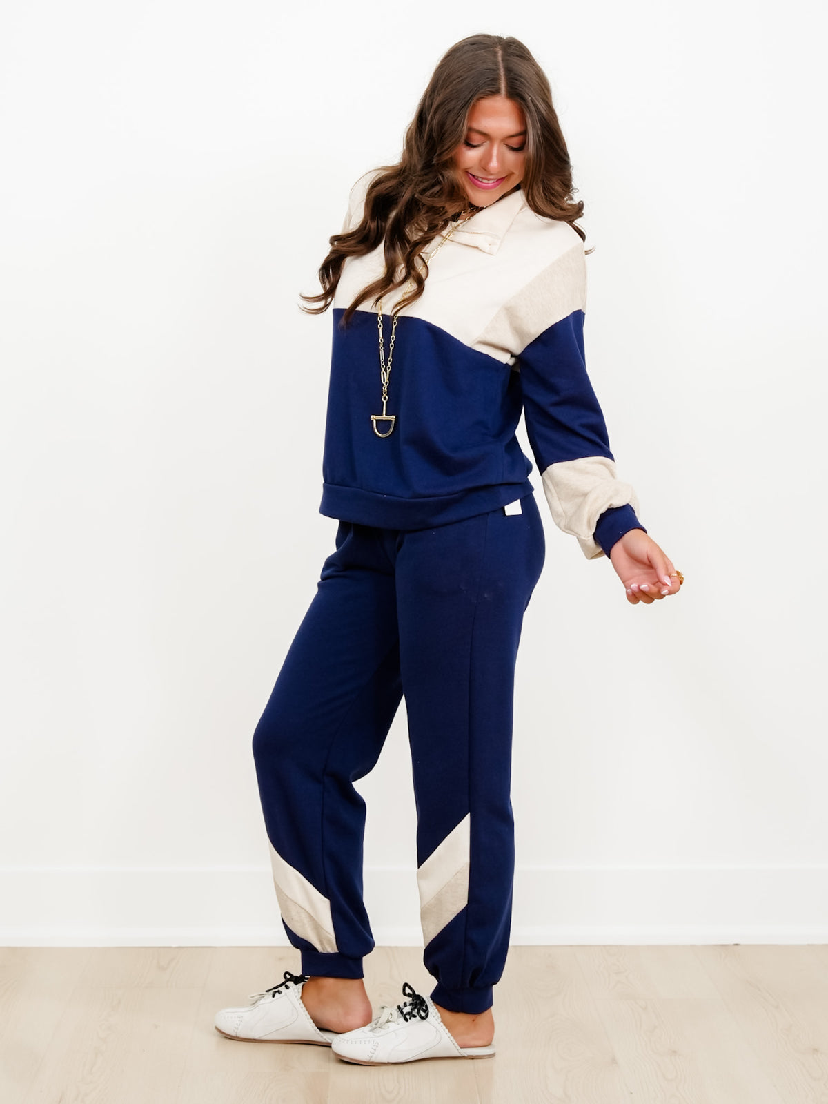 Plus/Reg Color Block Long Sleeve Pullover and Sweatpants Set - Freckled Poppy