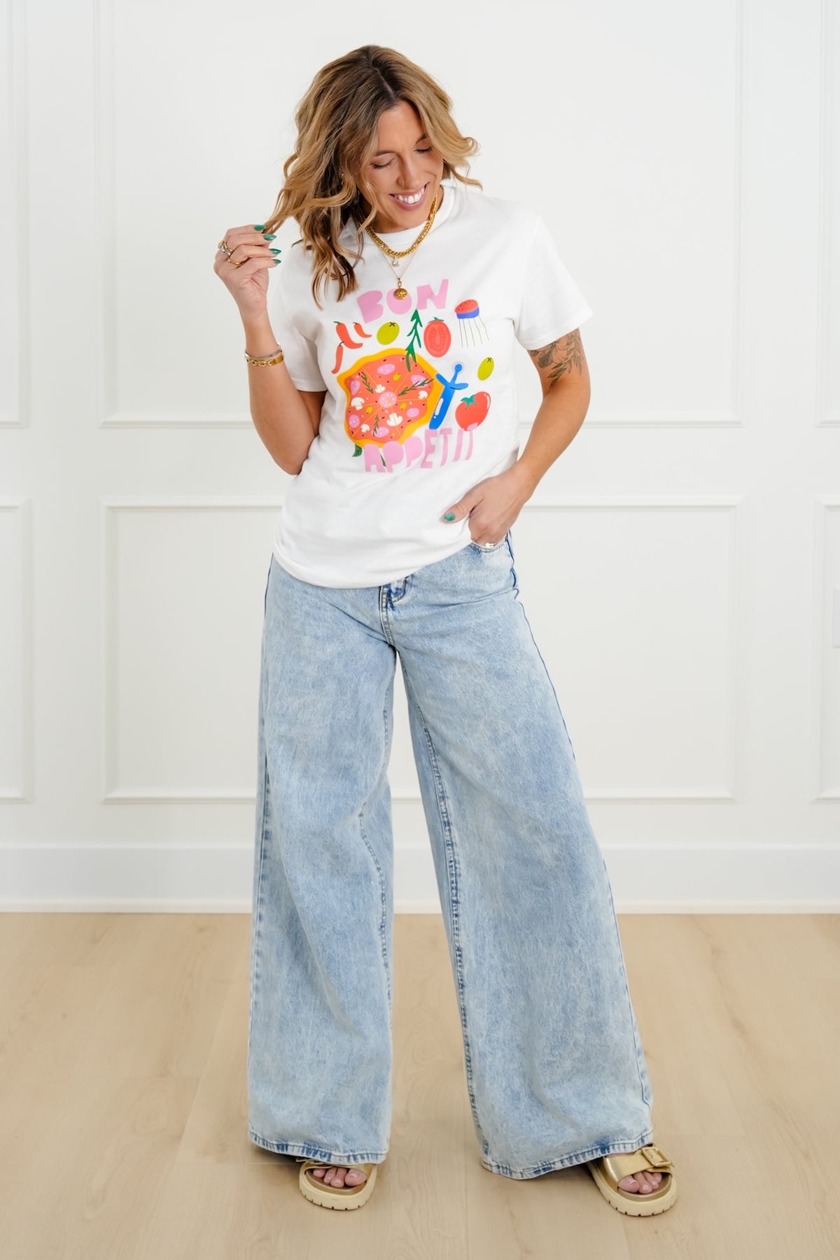 Plus/Reg Short Sleeve "Bon Appétit" Graphic Tee - Freckled Poppy