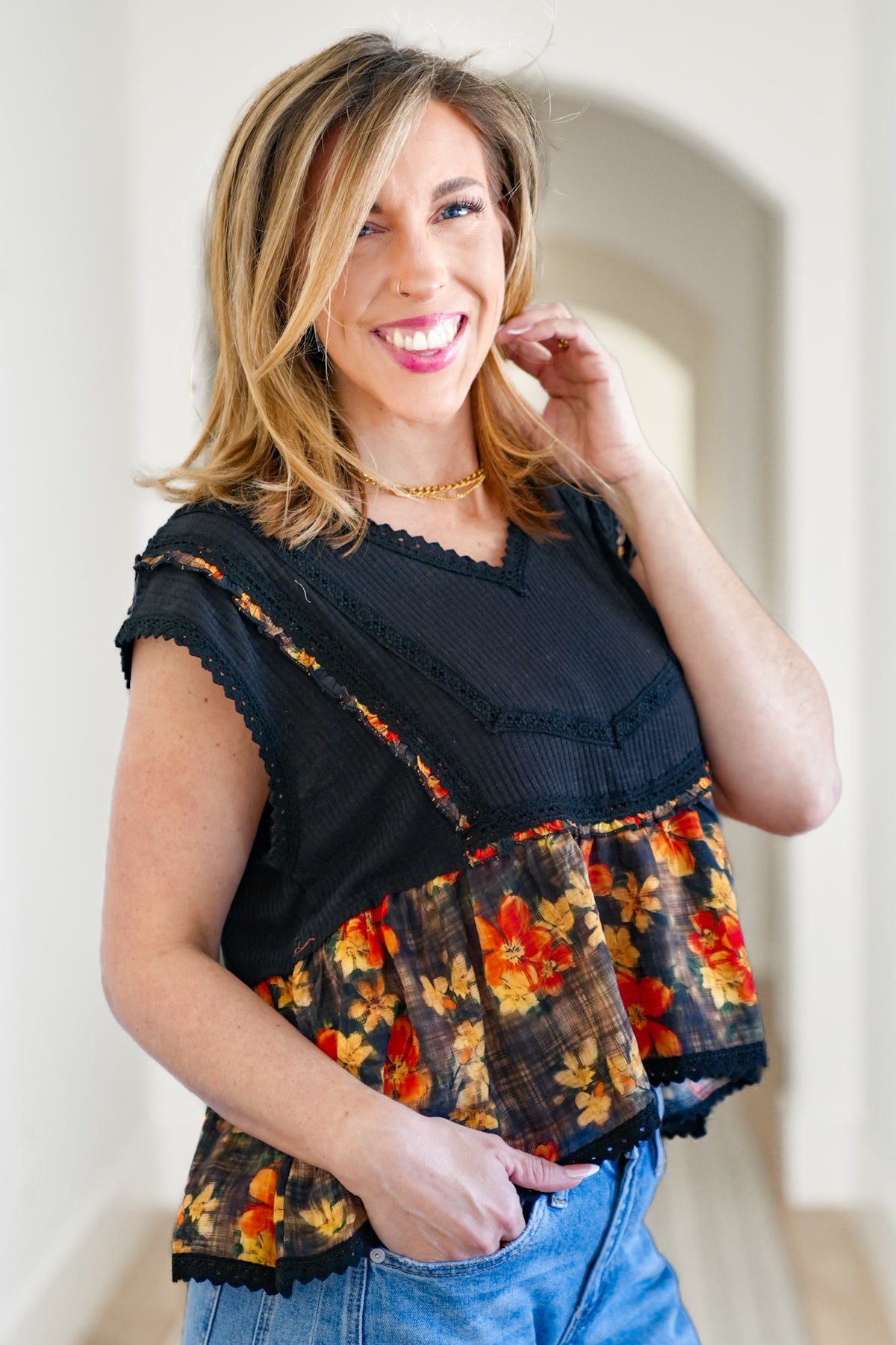 POL Floral Print Sleeveless V Neck Relaxed Fit Top - Freckled Poppy