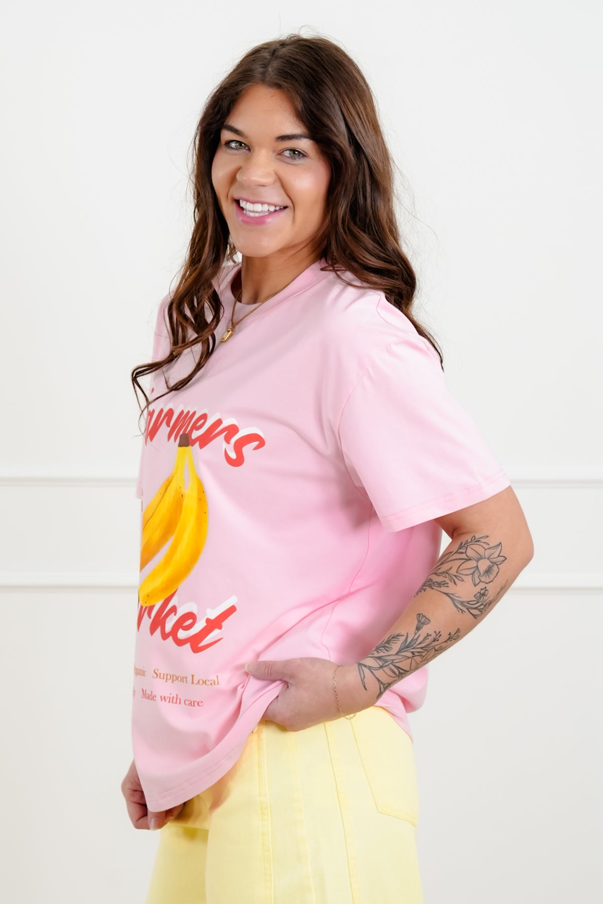 Short Sleeve "Farmers Market" Graphic Tee - Freckled Poppy