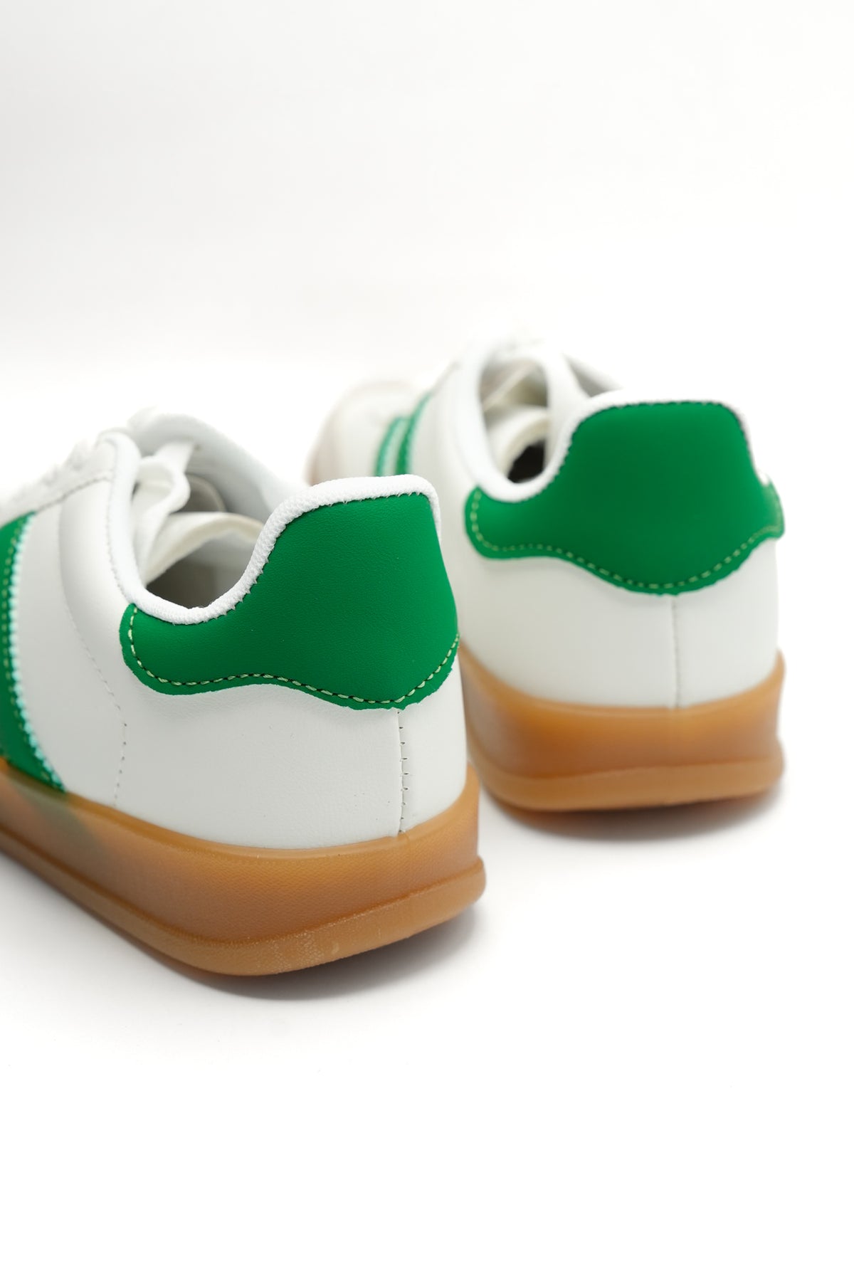 Retro Stripe Lace Up Gum Sole Sneakers - Freckled Poppy