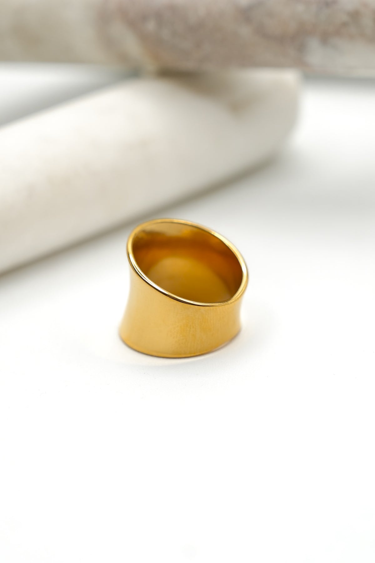 Chansutt Pearls Blake Ring - Freckled Poppy