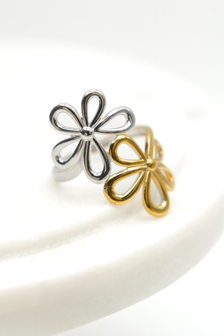 Raising Surfers The 2T Hippie Dainty Adjustable Ring - Freckled Poppy