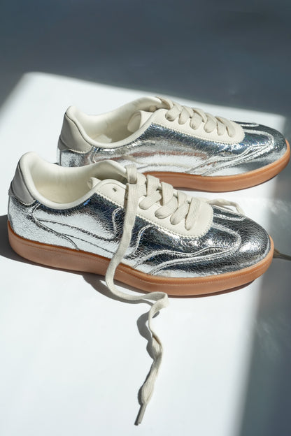 Metallic Cracked Vegan Leather Low Top Sneaker - Freckled Poppy