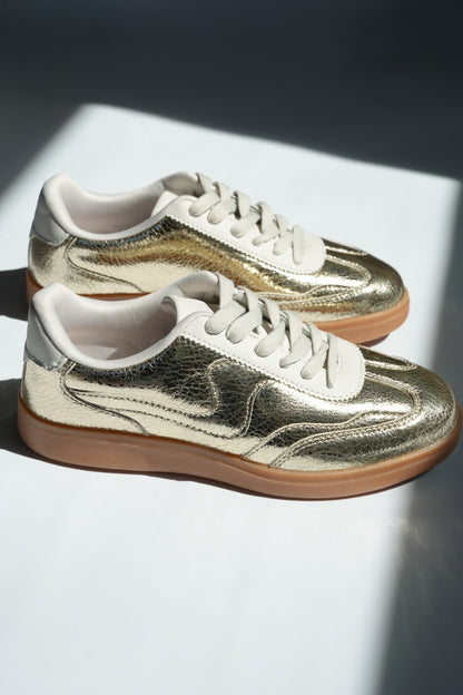 Metallic Cracked Vegan Leather Low Top Sneaker - Freckled Poppy