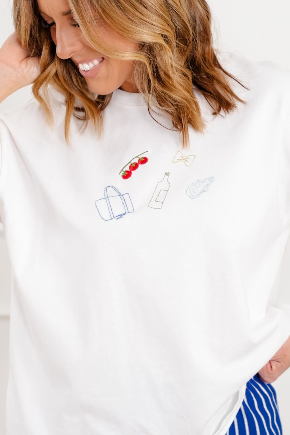 Knit Short Sleeve Round Neck Embroidered Top - Freckled Poppy