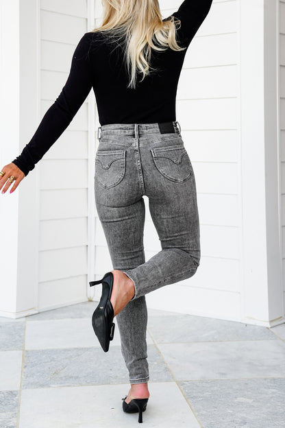 Judy Blue Smoke Show Mid Rise Grey Tummy Control Skinny Jeans with Shield Pockets - Freckled Poppy