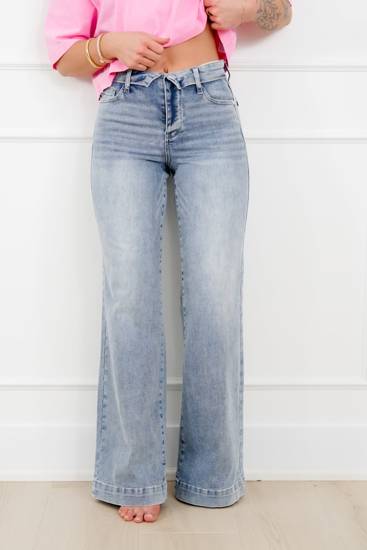 Judy Blue Mid Rise Light Wash Retro Wide Leg Jeans with Fold Over Waistband - Freckled Poppy