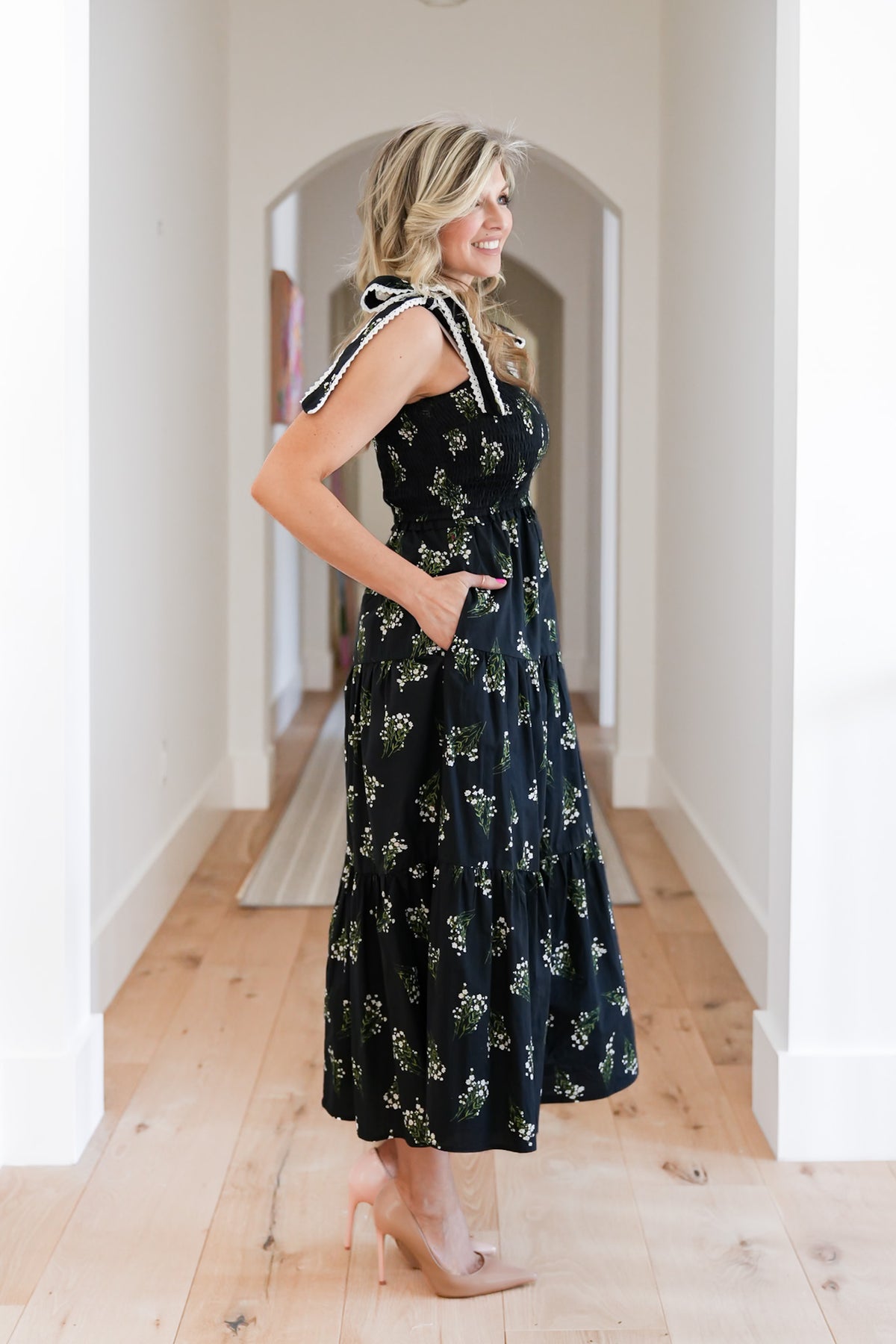 Floral Sleeveless Tie At The Shoulder Tiered Midi Dress - Freckled Poppy