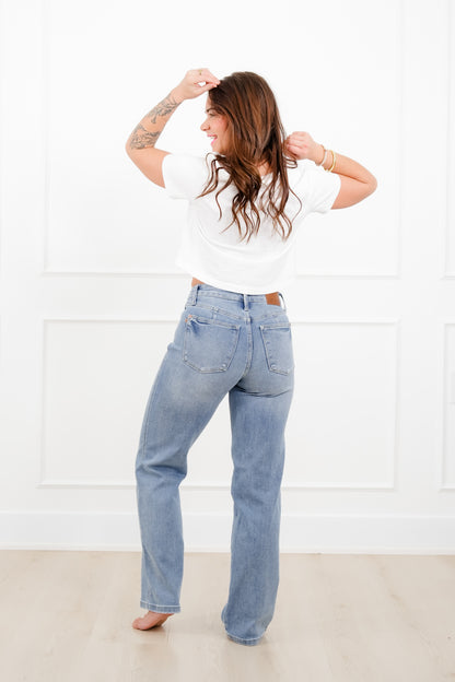 Judy Blue Petite/Reg The Karly Mid Rise Medium Vintage Wash Tummy Control Straight Leg Jeans - Freckled Poppy