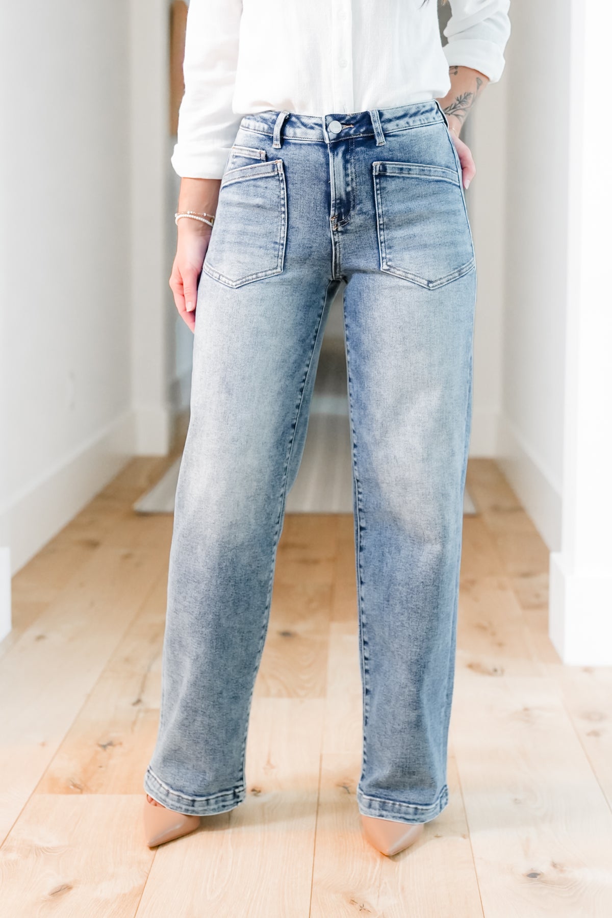 Risen Mid Rise Medium Wash Relaxed Fit Baggy Jeans with Patch Pockets - Freckled Poppy