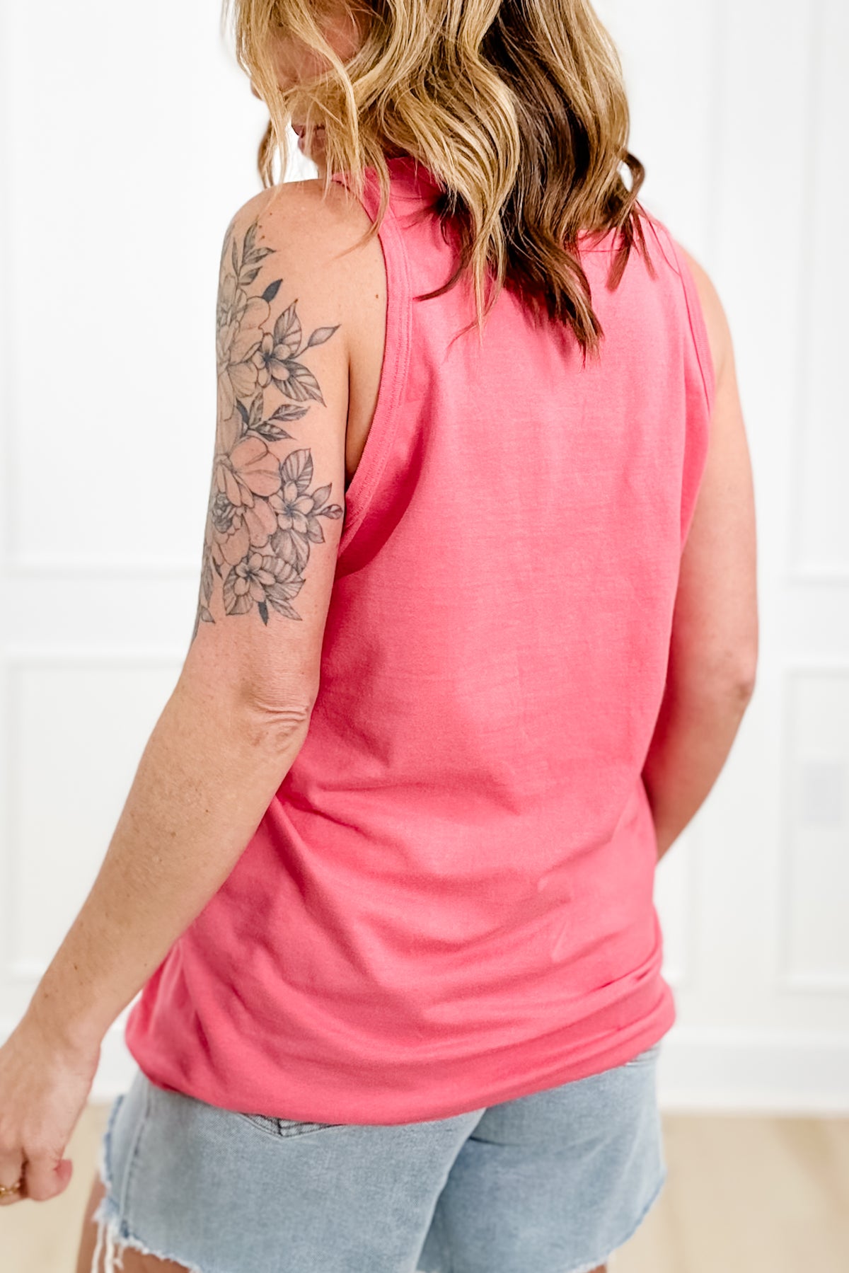 Plus/Reg "Sun Bum" Smiley Graphic Tank Top - Freckled Poppy