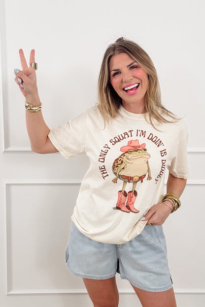 Plus/Reg Short Sleeve "The Only Squat I'm Doin' Is Diddly " Graphic Tee - Freckled Poppy