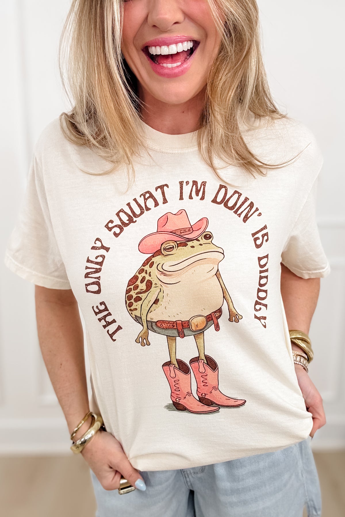 Plus/Reg Short Sleeve "The Only Squat I'm Doin' Is Diddly " Graphic Tee - Freckled Poppy