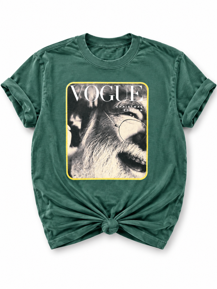 Plus/Reg Short Sleeve Vogue Santa Christmas Graphic Tee