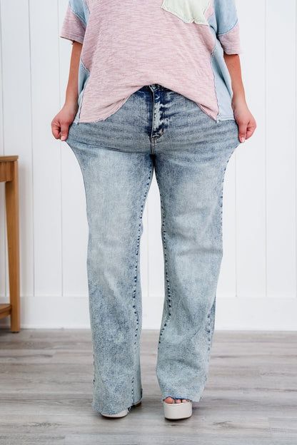 Judy Blue Bad Blood High Rise Light Mineral Wash Raw Hem Wide Leg Jeans - Freckled Poppy