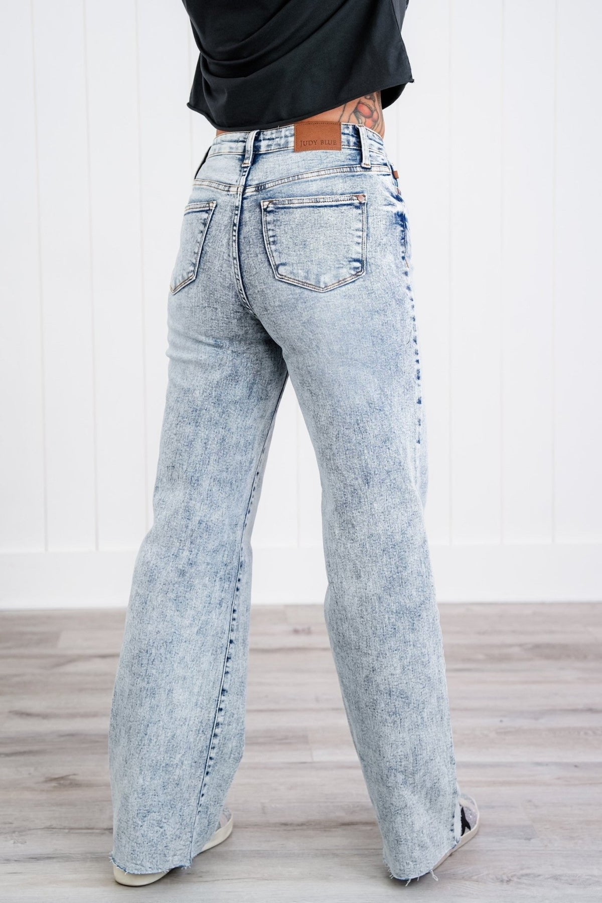 Judy Blue Bad Blood High Rise Light Mineral Wash Raw Hem Wide Leg Jeans - Freckled Poppy